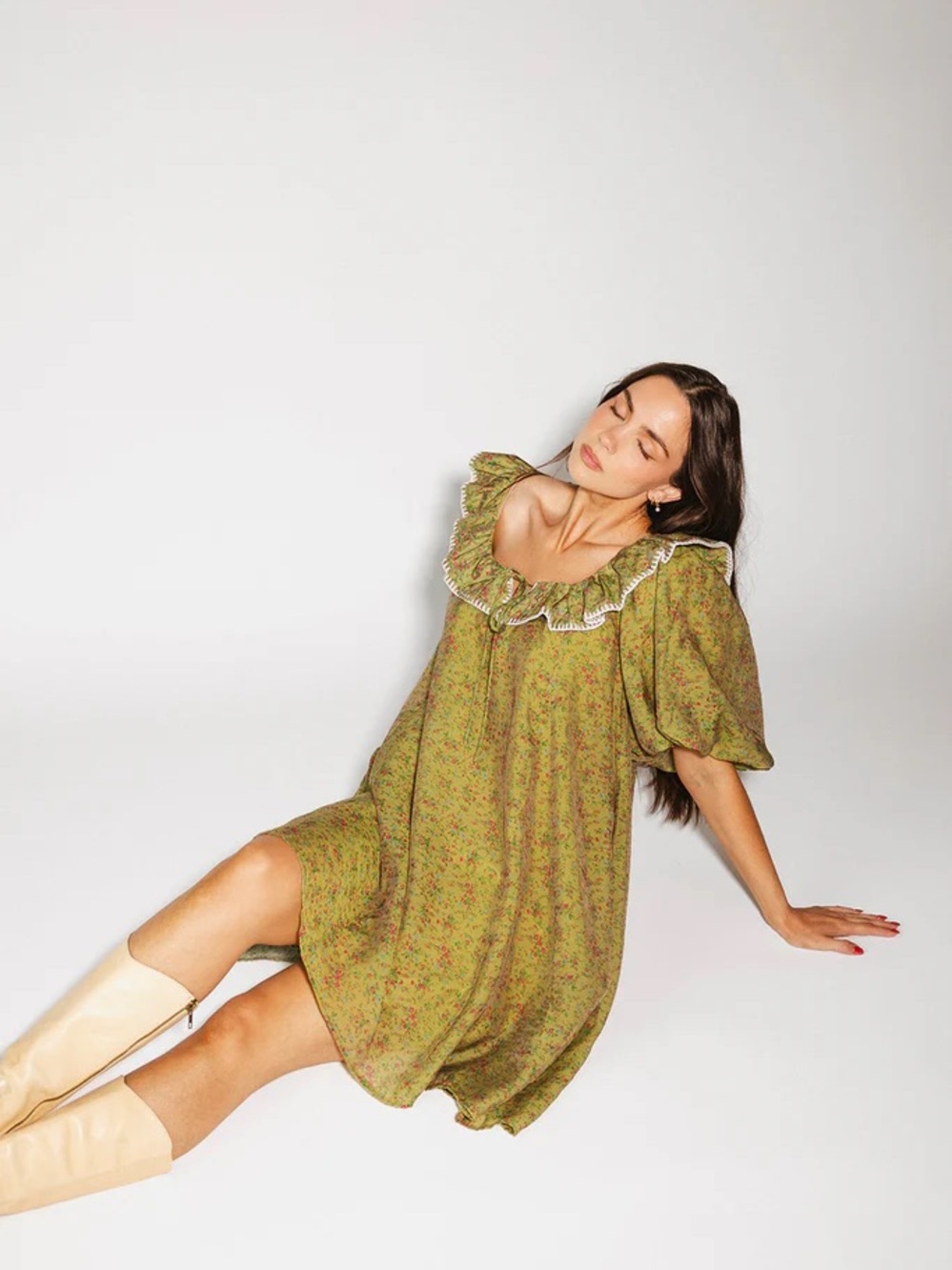 Zoco good luck puff sleeve ruffle neck babydoll mini in green floral - M